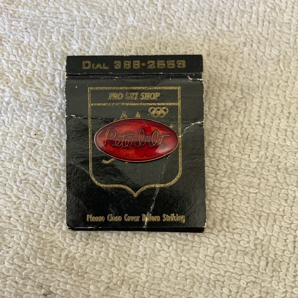 Peterbilt Red and Black Emblem tie tack